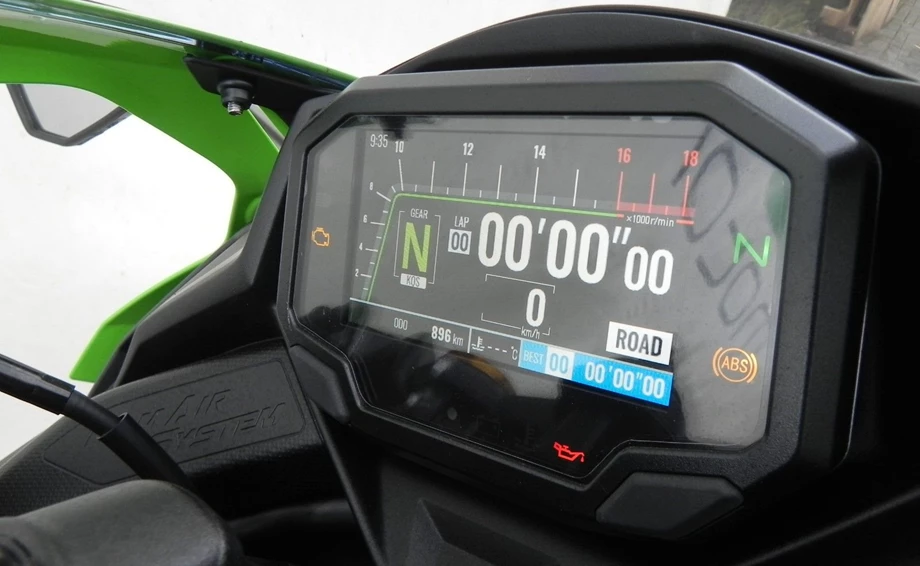 Angebot Kawasaki Ninja ZX-4RR Bild 22: Angebot Kawasaki Ninja ZX-4RR