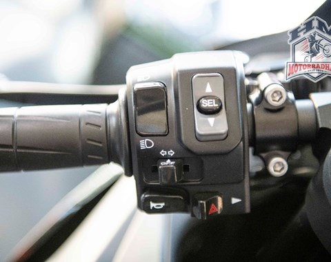 zum Vergrössern bitte anklicken!