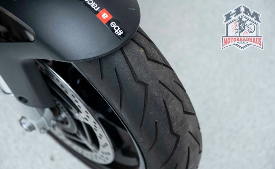 Angebot Aprilia Tuono V4 R Bild 11: Angebot Aprilia Tuono V4 R