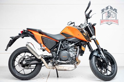 KTM 690 Duke