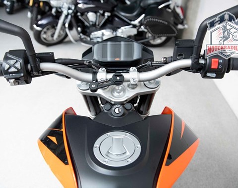 zum Vergrössern bitte anklicken!