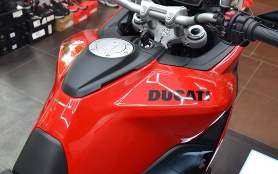 Gebrauchtmotorrad Ducati Multistrada V2 S - Bild 8