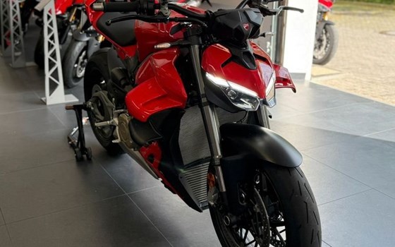 Gebrauchtmotorrad Ducati Streetfighter V4 - Bild 6