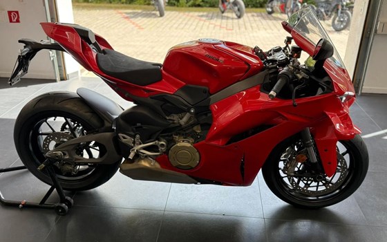 Gebrauchtmotorrad Ducati Panigale V4 - Bild 4