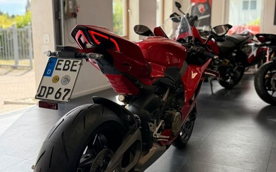 Gebrauchtmotorrad Ducati Panigale V4 - Bild 6