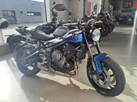 Gebrauchtmotorrad Triumph Trident 660