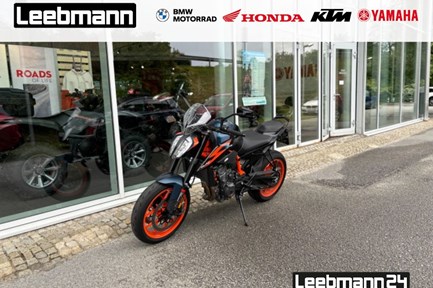 KTM 890 Duke R