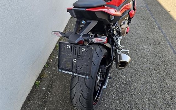 Gebrauchtmotorrad BMW S 1000 R - Bild 3 Gebrauchtmotorrad BMW S 1000 R - Bild 3