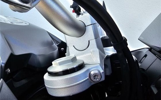 Gebrauchtmotorrad BMW F 900 GS - Bild 8