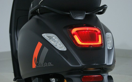 Neufahrzeug Vespa Sprint 50 S - Bild 5