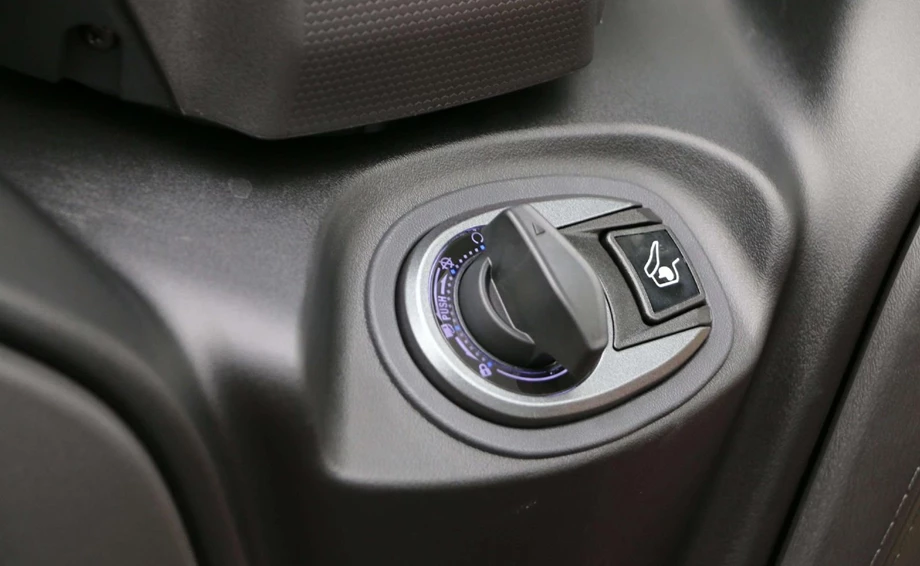 Offer Sym MaxSym 400i Bild 12: Offer Sym MaxSym 400i