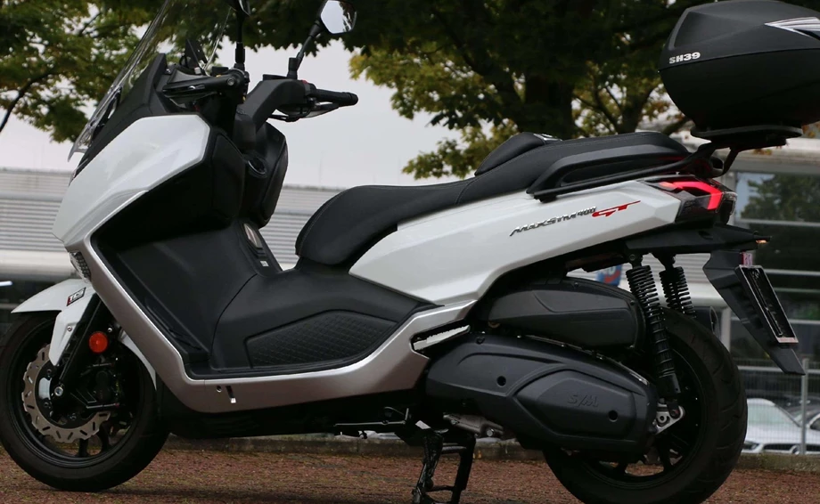 Offer Sym MaxSym 400i Bild 2: Offer Sym MaxSym 400i