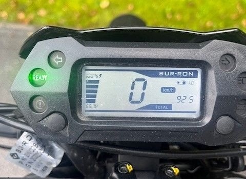 Gebrauchtmotorrad Sur-Ron Lightbee Strassenversion L1EX - Bild 3 Gebrauchtmotorrad Sur-Ron Lightbee Strassenversion L1EX - Bild 3