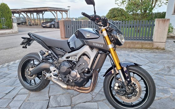 Gebrauchtmotorrad Yamaha MT-09 - Bild 3 Gebrauchtmotorrad Yamaha MT-09 - Bild 3