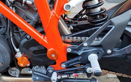 Gebrauchtmotorrad KTM 1290 Super Duke - Bild 6 Gebrauchtmotorrad KTM 1290 Super Duke - Bild 6