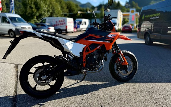 Neufahrzeug KTM 125 SMC R - Bild 3 Neufahrzeug KTM 125 SMC R - Bild 3