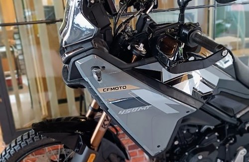 Neumotorrad CFMOTO 450MT