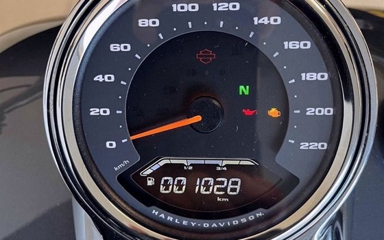 Gebrauchtmotorrad Harley-Davidson Softail Sport Glide FLSB - Bild 8