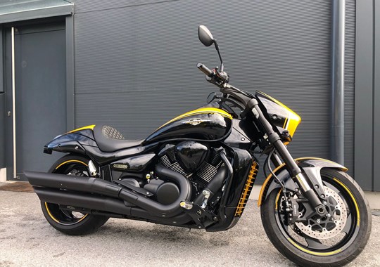 GEBRAUCHTFAHRZEUG Suzuki VZR 1800