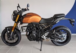 Neumotorrad Suzuki GSX-8T