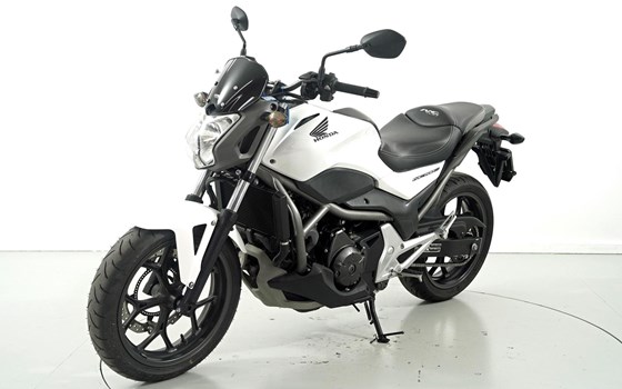 Motorrad Occasion Honda NC700S - Bild 3