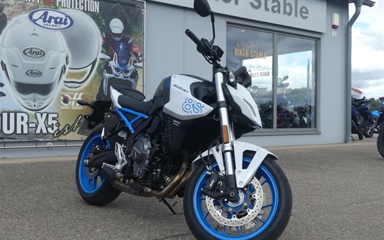 Gebrauchtmotorrad Suzuki GSX-8S - Bild 2