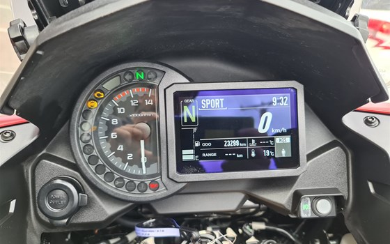 Gebrauchtmotorrad Kawasaki Versys 1000 SE - Bild 2 Gebrauchtmotorrad Kawasaki Versys 1000 SE - Bild 2