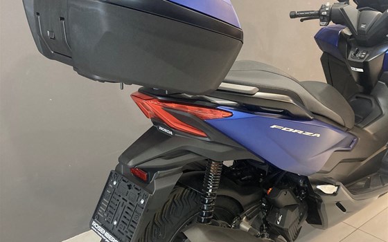 Neufahrzeug Honda Forza 125 - Bild 5 Neufahrzeug Honda Forza 125 - Bild 5