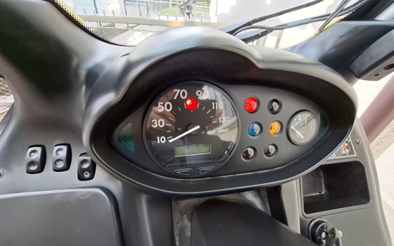 Gebrauchtmotorrad BMW C1 200 Executive - Bild 5 Gebrauchtmotorrad BMW C1 200 Executive - Bild 5