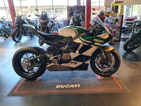 Ducati Panigale V4 Tricolore