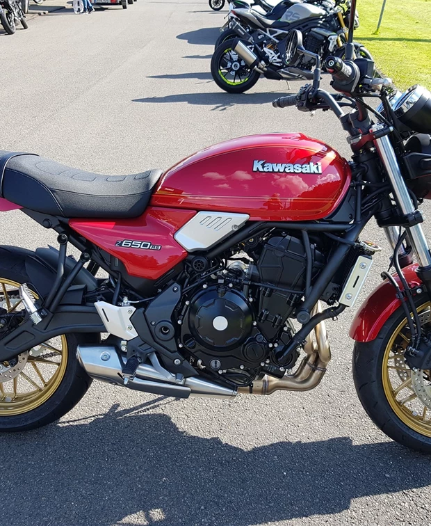 Kawasaki Z650 RS<br />mit 4 Jahren Garantie