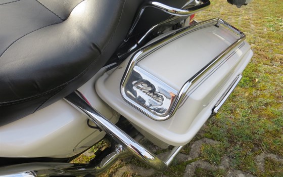 Gebrauchtmotorrad Harley-Davidson Electra Glide Classic FLHTC - Bild 14