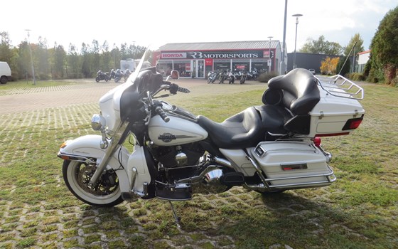 Gebrauchtmotorrad Harley-Davidson Electra Glide Classic FLHTC - Bild 15