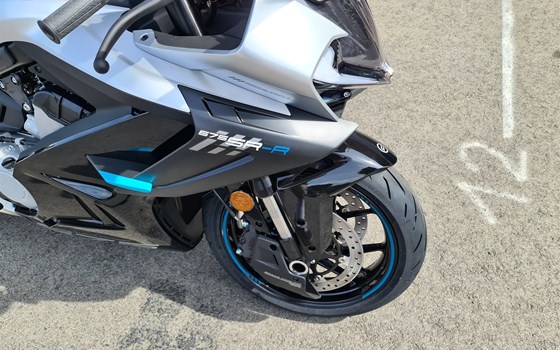 Neufahrzeug CFMOTO 675SR-R - Bild 4 Neufahrzeug CFMOTO 675SR-R - Bild 4