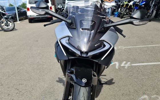 Neufahrzeug CFMOTO 675SR-R - Bild 5 Neufahrzeug CFMOTO 675SR-R - Bild 5