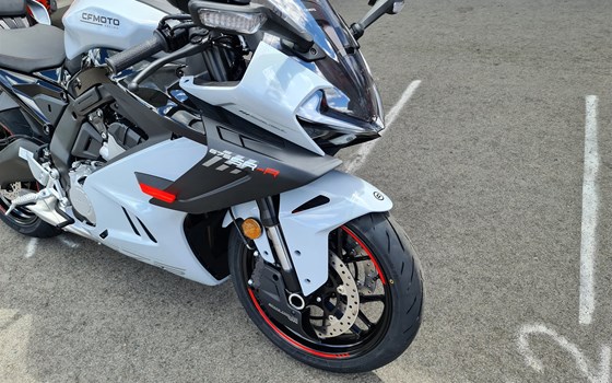 Neufahrzeug CFMOTO 675SR-R - Bild 4 Neufahrzeug CFMOTO 675SR-R - Bild 4