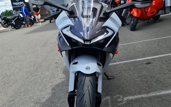 Neufahrzeug CFMOTO 675SR-R - Bild 5 Neufahrzeug CFMOTO 675SR-R - Bild 5