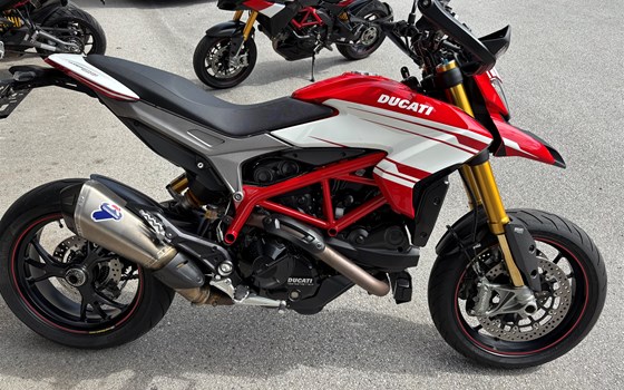 Gebrauchtmotorrad Ducati Hypermotard 939 SP - Bild 1 Gebrauchtmotorrad Ducati Hypermotard 939 SP - Bild 1