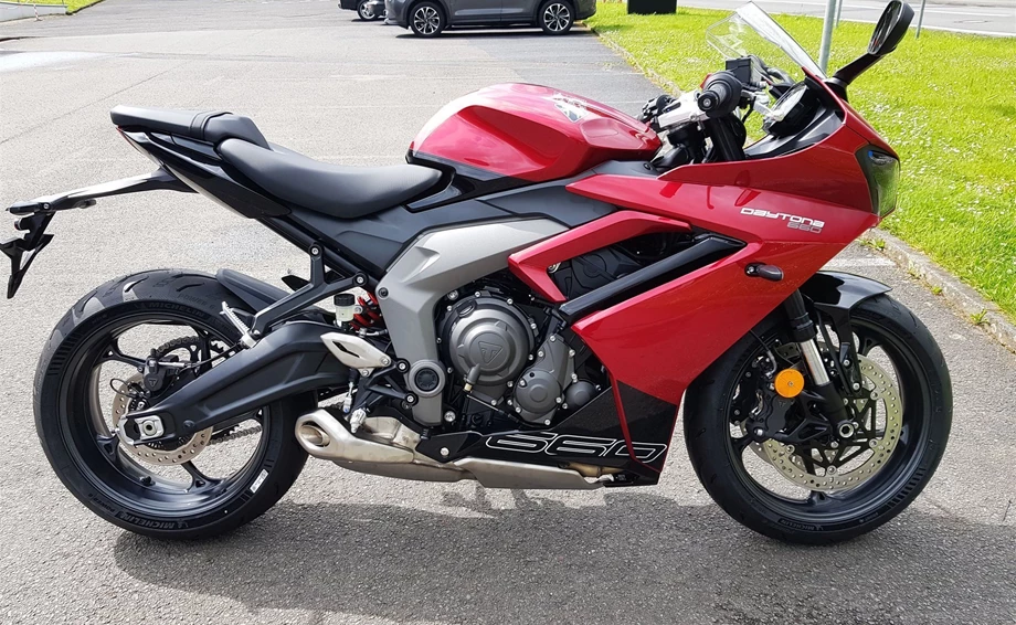 Angebot Triumph Daytona 660 Bild 4: Angebot Triumph Daytona 660