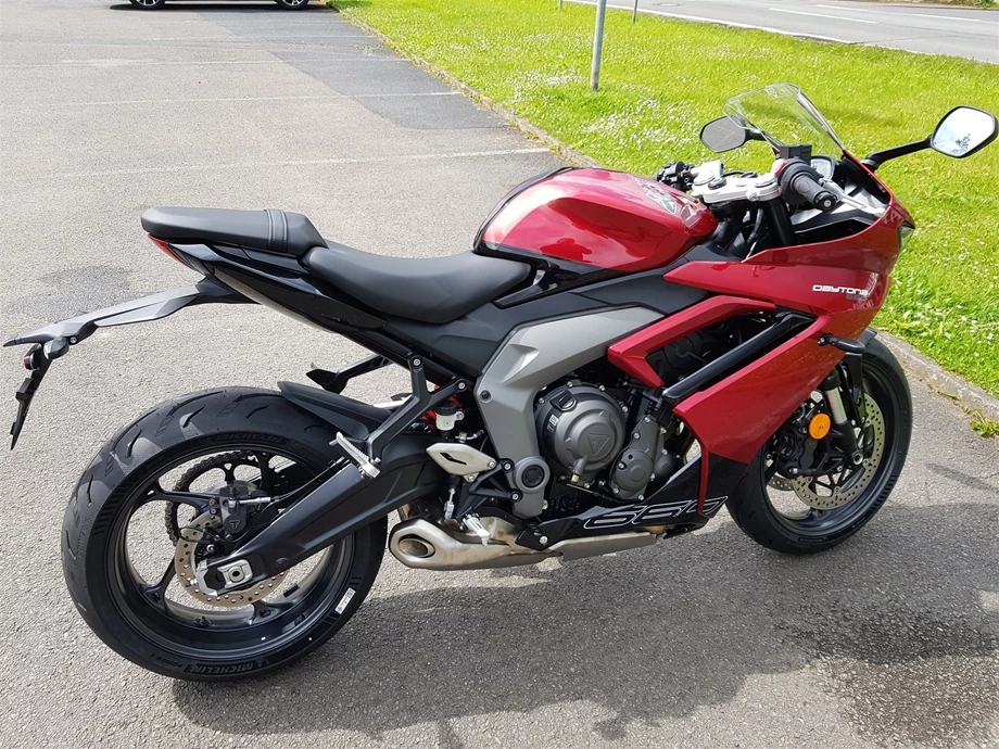 Angebot Triumph Daytona 660 Bild 8: Angebot Triumph Daytona 660