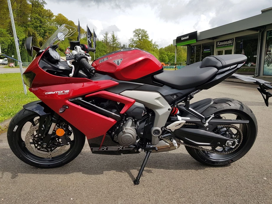 Angebot Triumph Daytona 660 Bild 2: Angebot Triumph Daytona 660