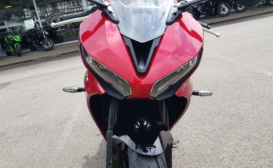 Angebot Triumph Daytona 660 Bild 6: Angebot Triumph Daytona 660