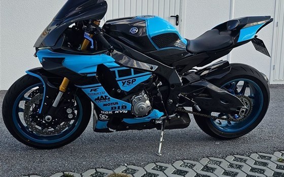 Gebrauchtmotorrad Yamaha R1 - Bild 3 Gebrauchtmotorrad Yamaha R1 - Bild 3