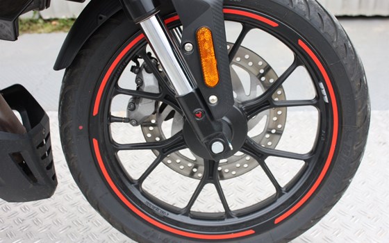 Gebrauchtmotorrad Aprilia Tuono 125 - Bild 7