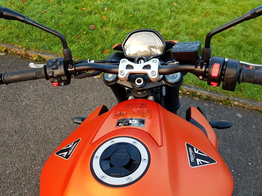 Angebot Triumph Street Triple 765 R A2 Bild 3: Angebot Triumph Street Triple 765 R A2