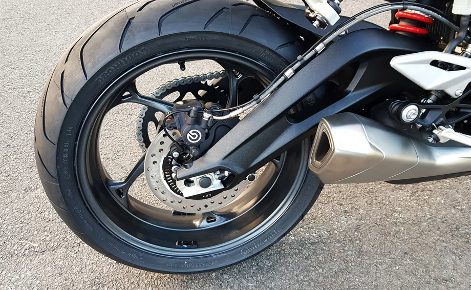 Angebot Triumph Street Triple 765 R A2 Bild 10: Angebot Triumph Street Triple 765 R A2