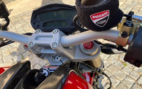 Gebrauchtmotorrad Ducati Monster 1100 Evo - Bild 9 Gebrauchtmotorrad Ducati Monster 1100 Evo - Bild 9