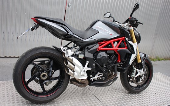 Gebrauchtmotorrad MV Agusta Brutale 800 RR - Bild 3