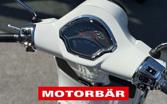 Gebrauchtmotorrad Vespa GTS 125 Super - Bild 4