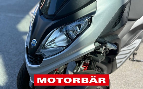 Neufahrzeug Piaggio MP3 300 - Bild 5 Neufahrzeug Piaggio MP3 300 - Bild 5